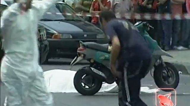 Torre del Greco (NA) - Omicidio Merlino i killer del clan Gionta in un video (12.04.12) смотреть онлайн