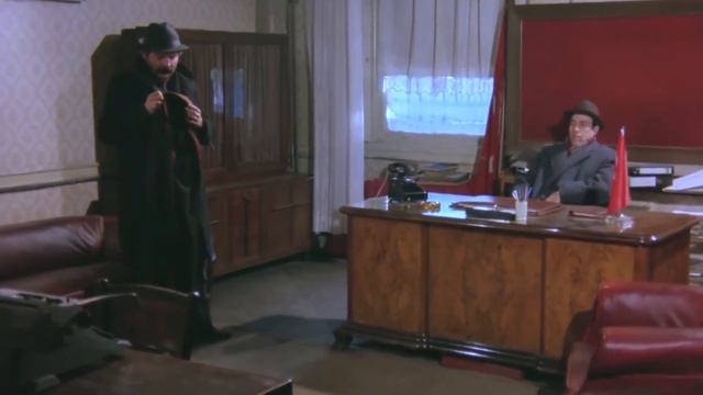 Müjde! Yeni Kaymakam Geldi! | Deli Deli Küpeli Kemal Sunal Filmi смотреть онлайн