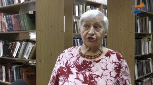 Выставка фотографий «Альбом семейный бережно хранит» открылась в городской библиотеке