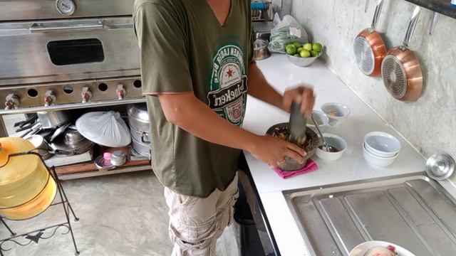 Seafood sauce смотреть онлайн