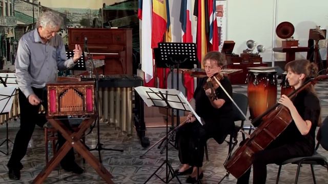 Franz Anton Hoffmeister: Quintett Es-Dur смотреть онлайн