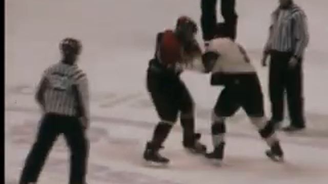 baston remparts смотреть онлайн