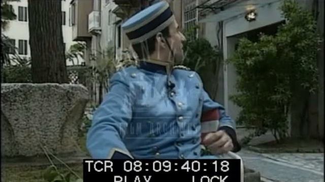 Dudley Moore happily heckles Bronson Pichot. Archive film 92921 смотреть онлайн