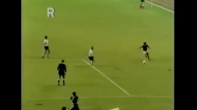 Elias Figueroa FIFA Legend