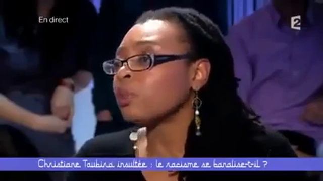 Une femme noire recadre une raciste... смотреть онлайн