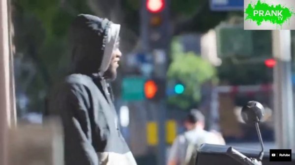 ПРАНК. БРАТОК ТЕБЕ ЧЕ ПРЕПОДАТЬ УРОК (ПРАНК В ГЕТТО)