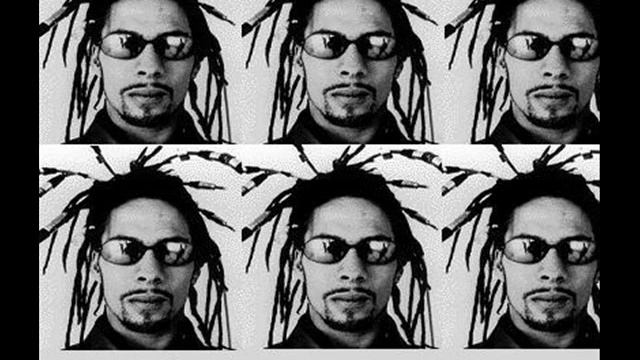 Roni Size - Keep Strong смотреть онлайн