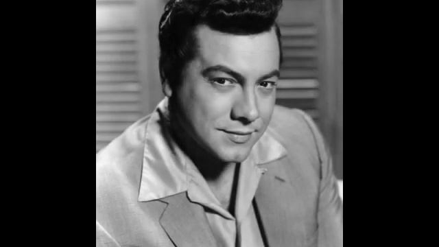 Mario Lanza - Serenade (Unreleased theme to 1956 film) смотреть онлайн