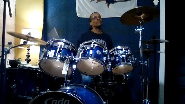 James Alderman " you found me" Fray drum cover смотреть онлайн