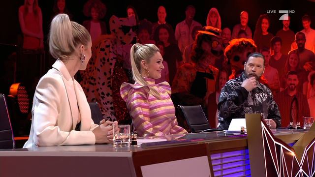 You Raise Me Up – Josh Groban | Der Flamingo | The Masked Singer | ProSieben смотреть онлайн