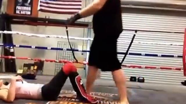MMA Practice with Model Actress Jennifer Linch смотреть онлайн