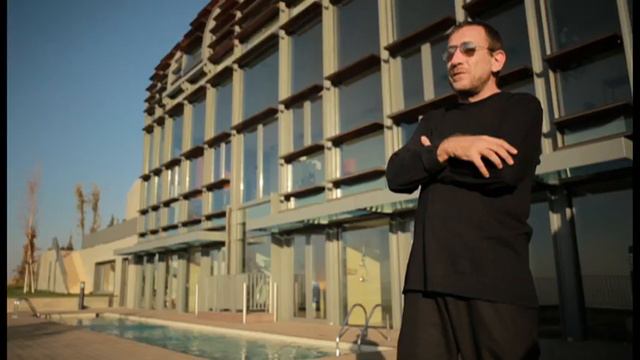 Johnnie Walker - Bernard Khoury - Pleasure смотреть онлайн