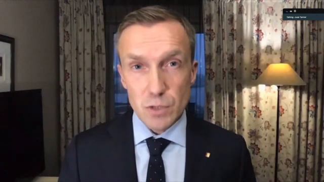 Tiedotustilaisuus kotiutuksista al-Holin leiriltä смотреть онлайн