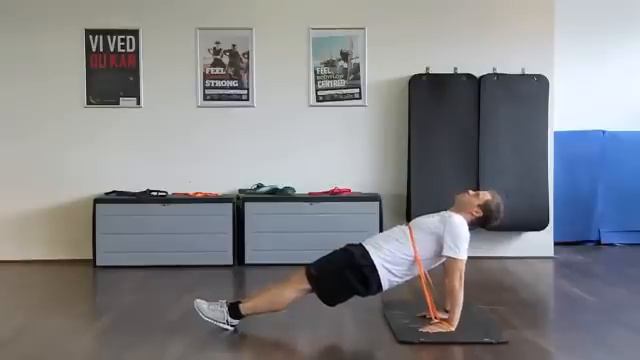 Reverse Plank смотреть онлайн