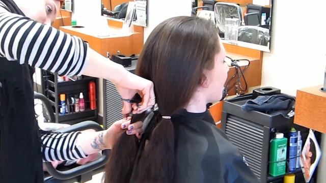 haircut to a frankie bridge style pixiecut смотреть онлайн