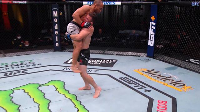"Vocês verão um Marlon Moraes mais experiente e rejuvenescido" | UFC 266 смотреть онлайн
