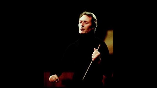 Brahms - Symphony n°1 - Philharmonia / Giulini live смотреть онлайн