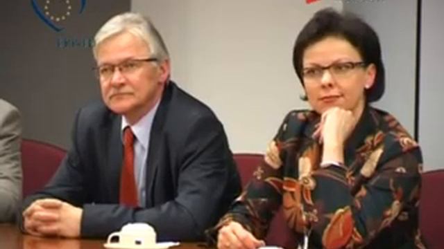 Jerzy Buzek смотреть онлайн