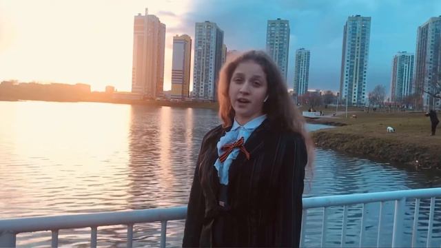 Р.Рождественский "На Земле, безжалостно маленькой..." смотреть онлайн