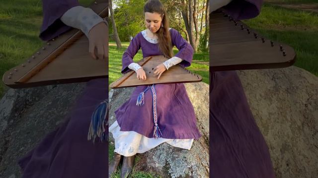 Так звучат русские средневековые гусли #гусли #фолк #фолкрок #folkmusic #фольклор смотреть онлайн