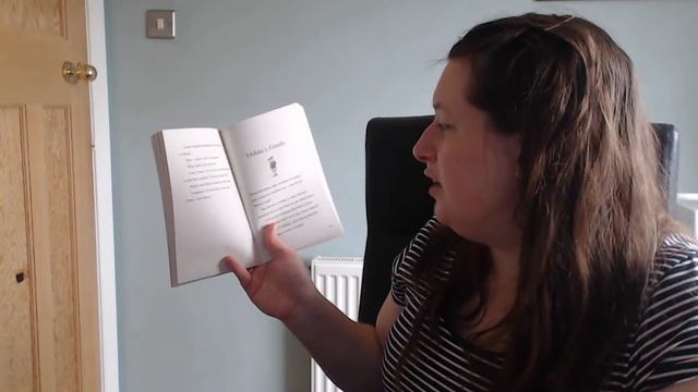 Chapter 9 and Chapter 10 The Hen Who Wouldn't Give Up смотреть онлайн