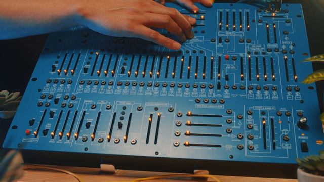 Behringer 2600 Blue Marvin  - Fantástico Sintetizador!