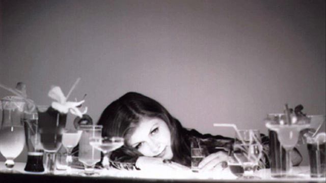 Billy Bragg & Kirsty MacColl - As Long As You Hold Me смотреть онлайн