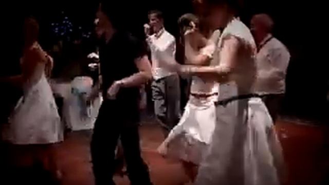 Karen and Chris - First Dance смотреть онлайн