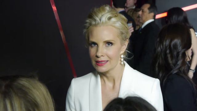 Monica Potter, Golden Globe Nominee, talks "Parenthood" at Audi Party смотреть онлайн