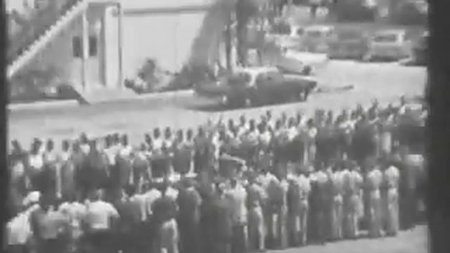 John Glenn Presented With NASA Distinguished Service Medal (1962) смотреть онлайн