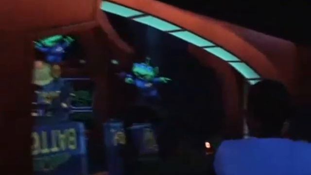 Buzz Lightyear Space Ranger Spin Ride-Through at the Magic Kingdom смотреть онлайн