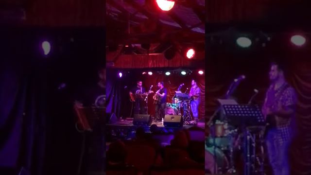 Αλέξης Σουρής - "Κι έμεινα εδώ" - Live @Red Rattler, Sydney смотреть онлайн