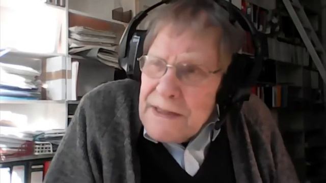 Roundtable: Transformations of the term: The post-1989 transformation in sociological perspective смотреть онлайн