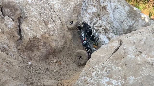 BOMBER Dirt ASSAULT!! смотреть онлайн