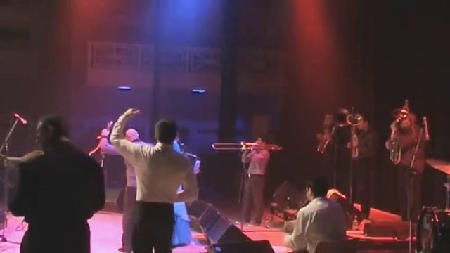 Mahala Rai Banda Feat. Esma Redzepova | Chaje Shukarije |