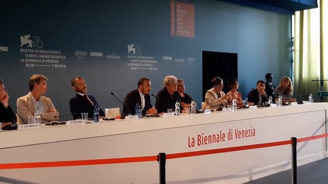 Mario Martone a Venezia смотреть онлайн