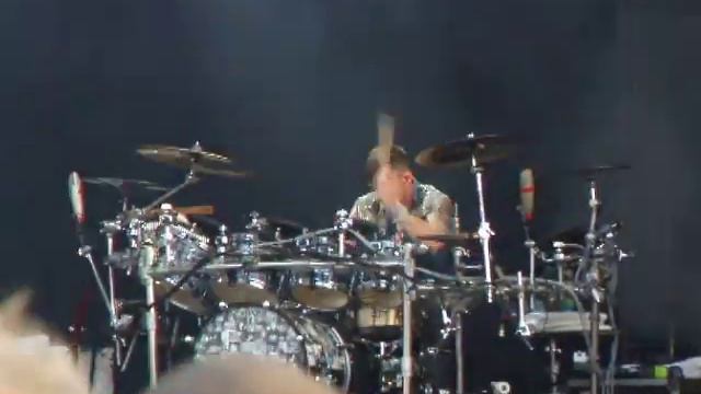 Shannon Leto - Night of the hunter live @ Download Festival 2010 смотреть онлайн