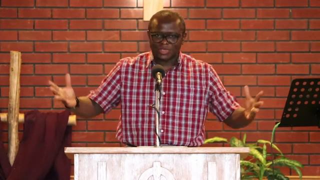 PCIP: Ordinary Meets Extraordinary: Peter & John смотреть онлайн