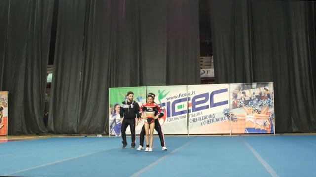 029 Salvatore Amico, Sofia Messina смотреть онлайн