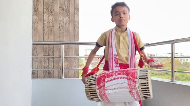 Dhul badon by Lagnadeep hazarika || bihu dhul || Assam || Digholiya sapor смотреть онлайн