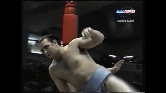 Nagoya 2005 Day 15 (Senshuraku) (平成17年名古屋場所15日目) смотреть онлайн