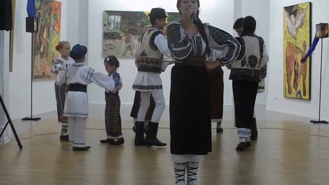 Receção no Centro Cultural George Apostu - 3 смотреть онлайн