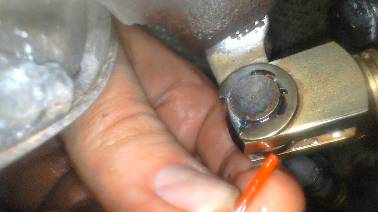 Часть 2. Проливка актуатора ВДшкой с другой стороны смотреть онлайн