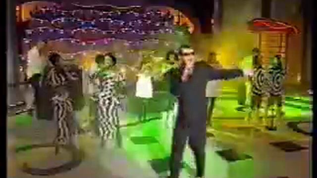 Suggs Talking Telephone Nos 320x240 смотреть онлайн