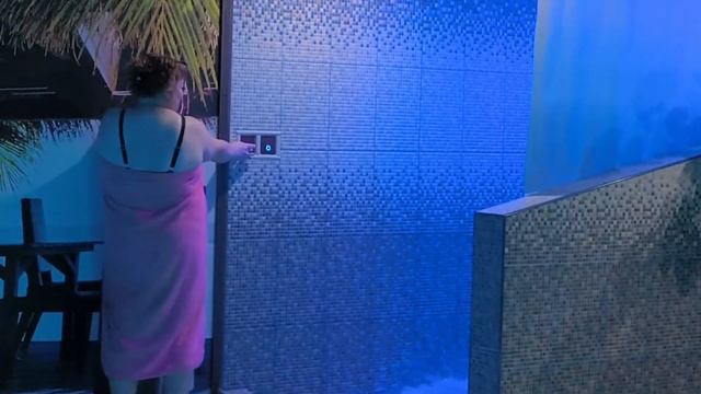 ОТДЫХАЕМ ДЕВЧОНКАМИ В САУНЕ/ДЕВИЧНИК ЭТО КРУТО смотреть онлайн