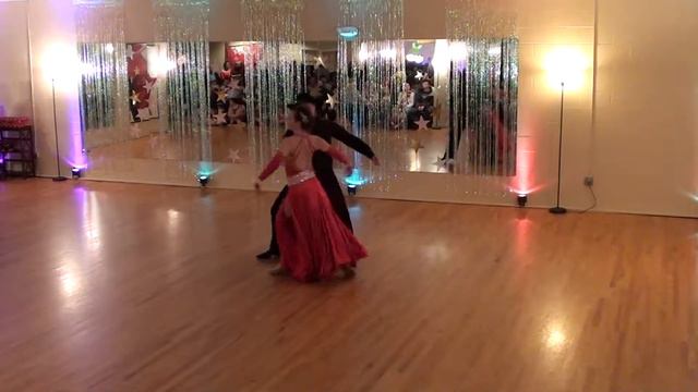 Rebecca Davis & Chuck Williams, Nightclub Two Step смотреть онлайн