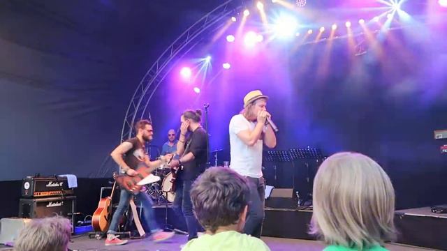 Red Shoes - 10/06/2017 @ Music Days Steffisburg смотреть онлайн