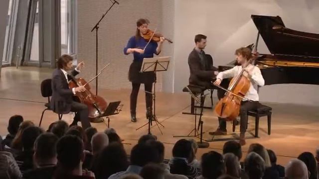 Masterclasse Gautier Capuçon ~ Raphaël Jouan, Kristina Winiarski смотреть онлайн