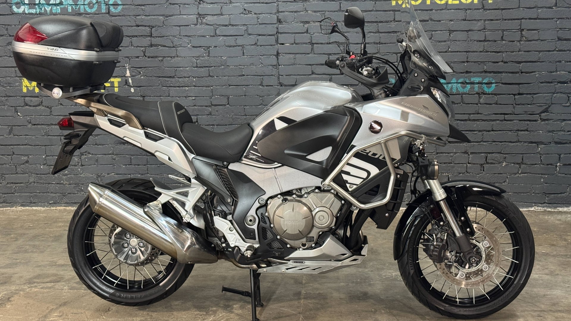 Honda VFR1200X Crosstourer смотреть онлайн