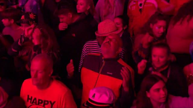 Ibiza Classics - Red Alert Feat. Vula | Isle Of Wight Festival 2022 смотреть онлайн